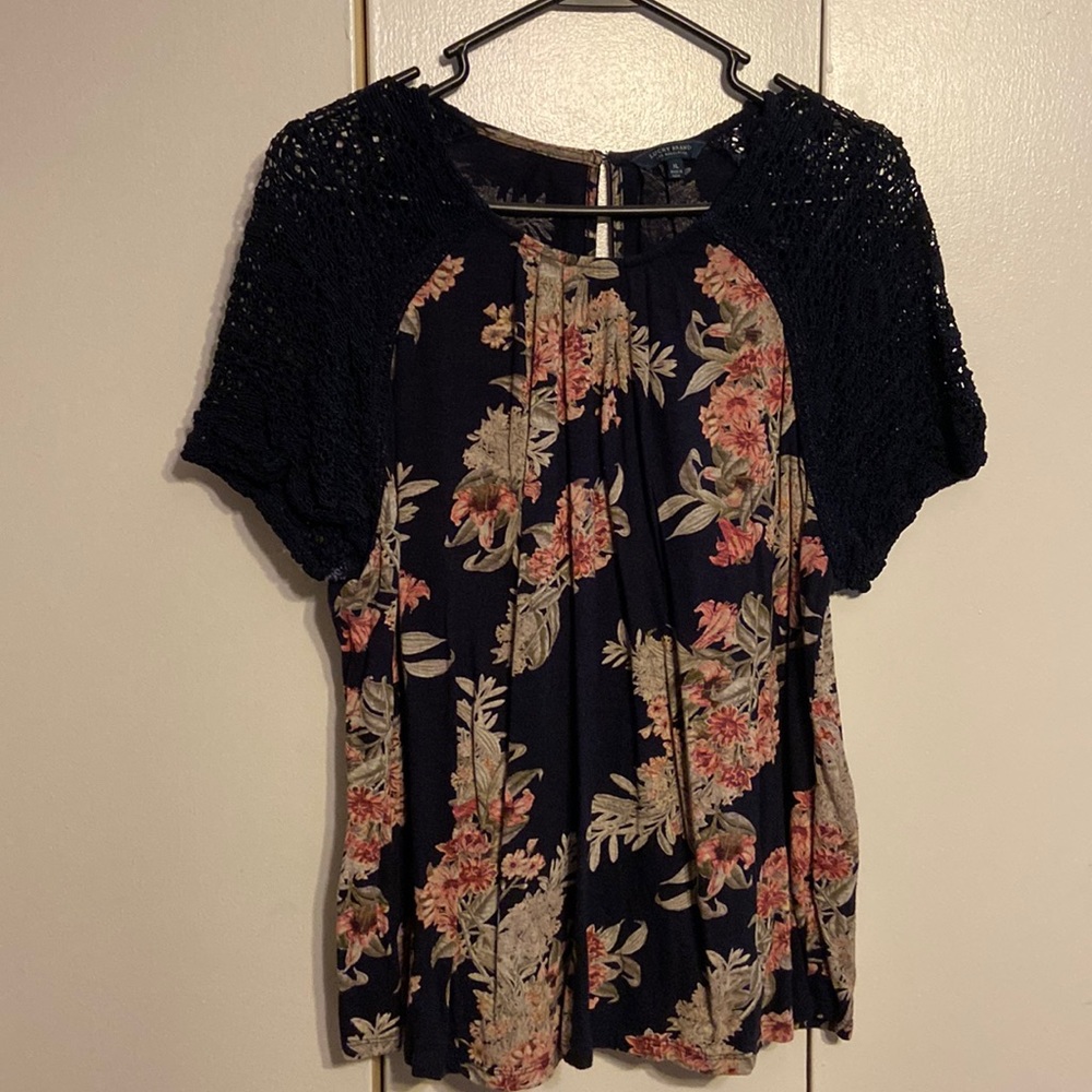 Lucky Brand top